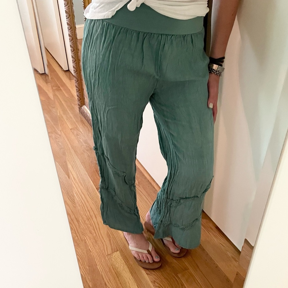 Ruffle Italian Linen Cropped Pants